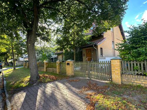 Foto - Haus zum Kaufen in Diedersdorf 495.000,00 € 135 m²