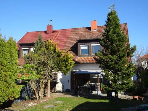 Foto - Haus zum Kaufen in Heroldsbach 465.000,00 € 117 m²