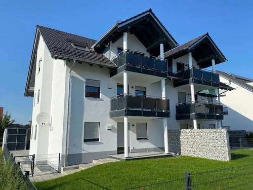Foto - Wohnung zum Mieten in Neufahrn 870,00 € 80 m²