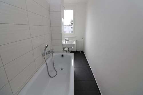 Foto - Wohnung zum Mieten in Freiberg 449,00 € 63.45 m²