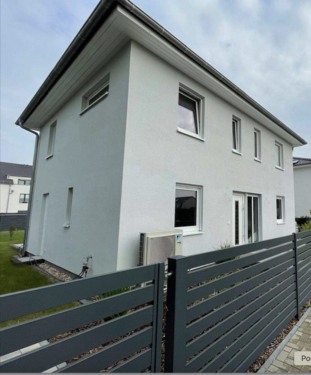 Foto - Haus zum Mieten in Brieselang 2.075,00 € 125 m²