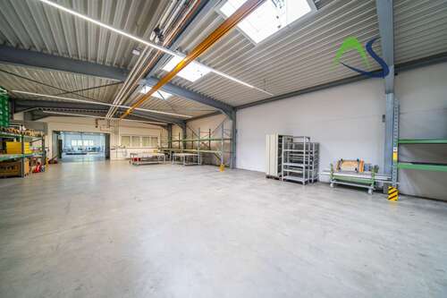 Foto - Halle in Regensburg 2.190,00 € 365 m²