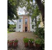 Haus zum Kaufen in Mainz-Kostheim 1.830.000,00 € 307 m²