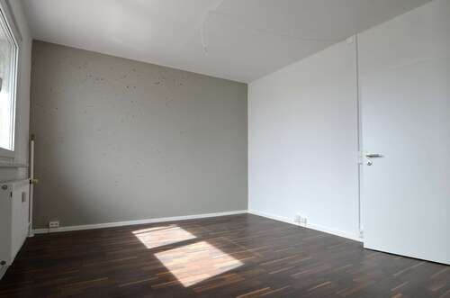 Foto - Wohnung zum Mieten in Halle (Saale) 380,00 € 47.39 m²
