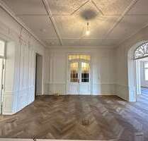Büro in Wiesbaden 4.500,00 € 295.4 m²