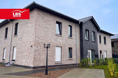 Foto - Haus zum Kaufen in Apen 940.000,00 € 338 m²