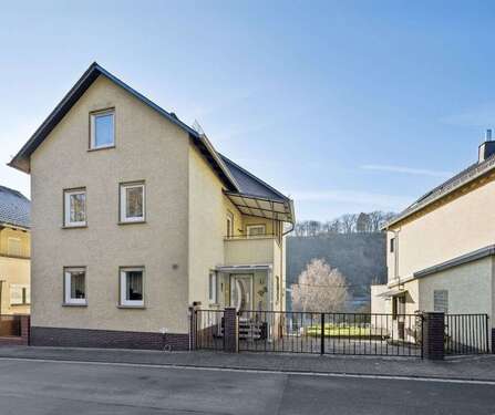 Foto - Haus zum Kaufen in Weilburg 299.000,00 € 162 m²