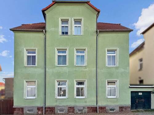 Foto - Haus zum Kaufen in Rötha 249.000,00 € 222 m²