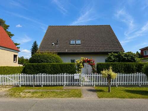 Foto - Haus zum Kaufen in Berlin Alt Karow 549.000,00 € 164 m²