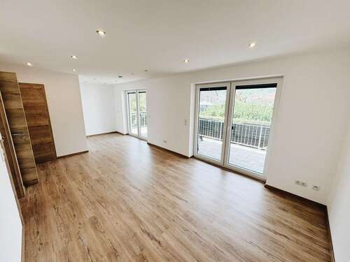 Foto - Wohnung zum Mieten in Eibelstadt 725,00 € 41 m²