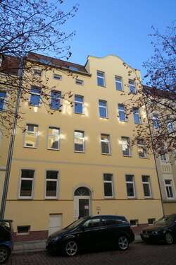 Foto - Wohnung zum Mieten in HalleS. 392,00 € 45 m²