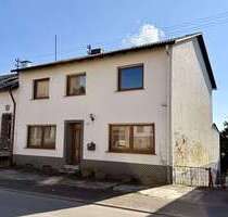 Haus zum Kaufen in Wallerfangen 135.000,00 € 175 m²