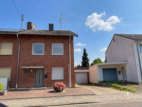 Foto - Haus zum Mieten in Mönchengladbach 1.800,00 € 130 m²