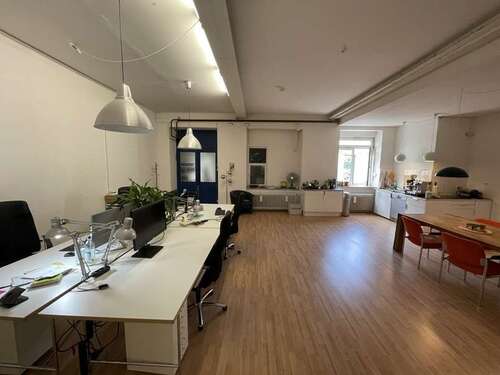 Foto - Büro in München 225,00 € 4 m² - 225,00&nbsp;EUR Kaltmiete, ca.&nbsp; 4,00&nbsp;m&sup2;