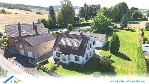 Foto - Haus zum Kaufen in Northeim 139.000,00 € 165 m²