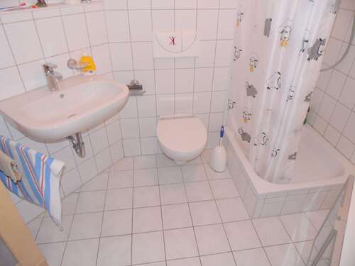 Foto - Wohnung zum Kaufen in Neckartenzlingen 149.000,00 € 39.79 m²