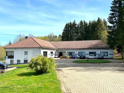 Foto - Haus zum Kaufen in Clausthal-Zellerfeld 420.000,00 € 550 m²