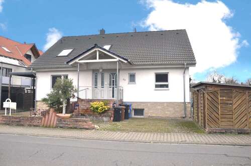 Foto - Haus zum Mieten in Trebur 2.350,00 € 202.83 m²