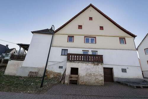 Foto - Haus zum Kaufen in Dornhan 198.000,00 € 180 m²