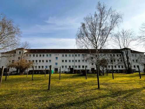 Foto - Wohnung zum Mieten in Braunsbedra 273,00 € 49.6 m²