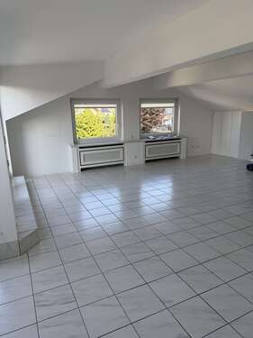 Foto - Wohnung zum Mieten in Wehrheim 1.050,00 € 120 m²