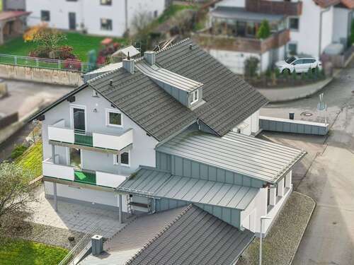 Foto - Haus zum Kaufen in Hauzenberg 498.000,00 € 180 m²