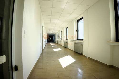 Foto - Büro in Andernach 1.910,00 € 245 m²
