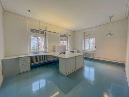 Foto - Büro in Lahr 680,00 € 85 m² - 680,00&nbsp;EUR Kaltmiete, ca.&nbsp; 85,00&nbsp;m&sup2;