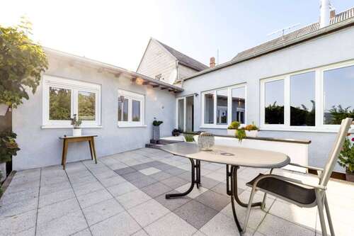 Foto - Haus zum Kaufen in Altrich 545.000,00 € 301 m²