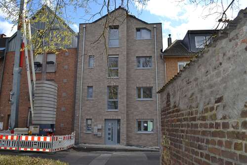 Foto - Haus zum Kaufen in Mönchengladbach 1.150.000,00 € 270 m²