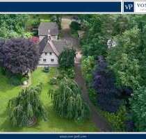 Haus zum Kaufen in Schloß Holte-Stukenbrock 850.000,00 € 146.58 m²