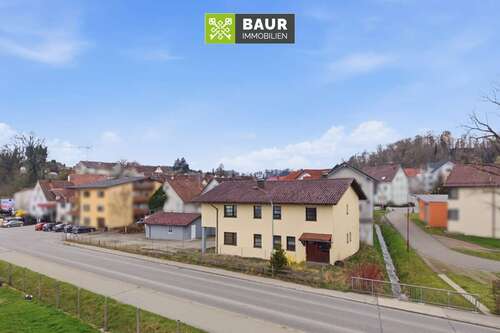 Foto - Haus zum Kaufen in Warthausen 449.000,00 € 306 m²