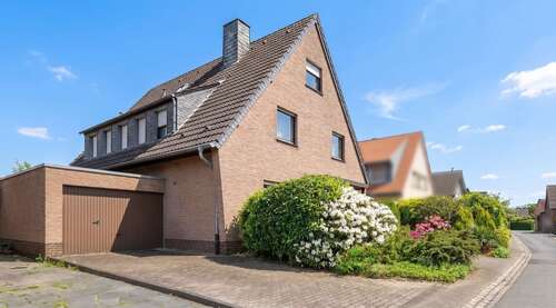 Foto - Haus zum Kaufen in Meerbusch-Osterath 875.000,00 € 201 m²
