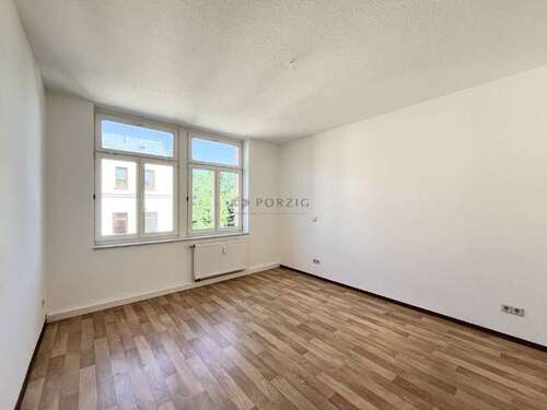 Foto - Wohnung zum Mieten in Limbach-Oberfrohna 370,00 € 66.32 m²