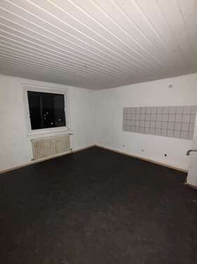 Foto - Wohnung zum Mieten in Duisburg 420,00 € 90.36 m²