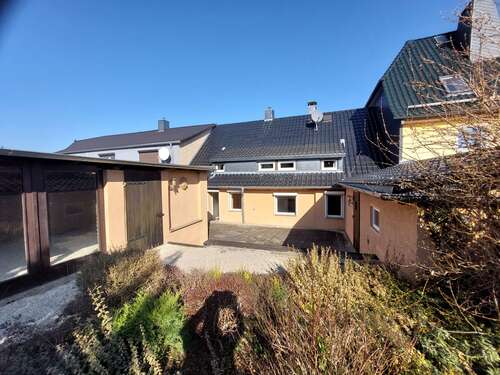 Foto - Haus zum Kaufen in Halle 235.000,00 € 180 m²