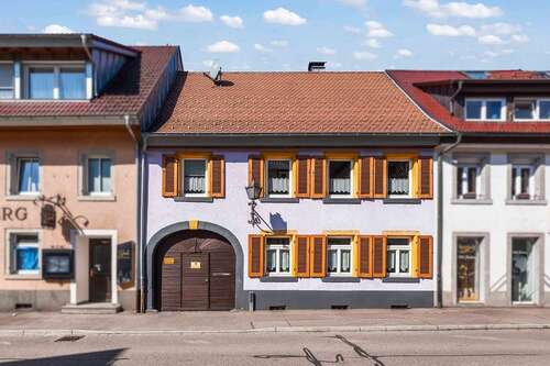 Foto - Haus zum Kaufen in Waldkirch 990.000,00 € 220.34 m²