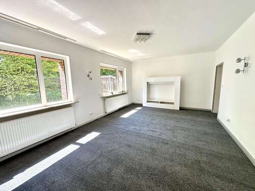 Foto - Wohnung zum Mieten in Adendorf 750,00 € 90 m²