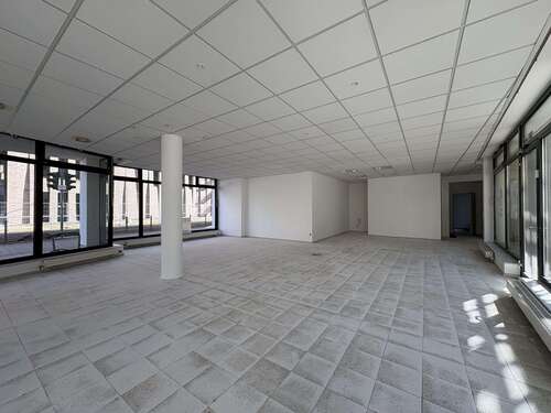 Foto - Büro in Zwickau 1.168,57 € 179.78 m²