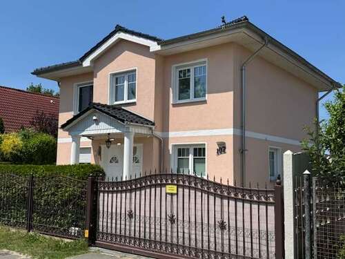 Foto - Grundstück zu verkaufen in Eberswalde 180.000,00 € 900 m²