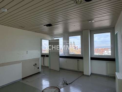 Foto - Büro in Freiburg im Breisgau 1.566,00 € 116 m²