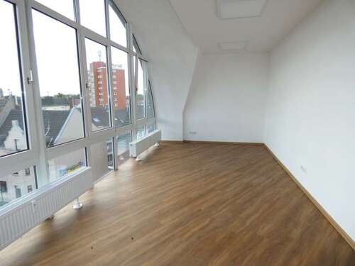 Foto - Büro in Düsseldorf 3.200,00 € 179 m²