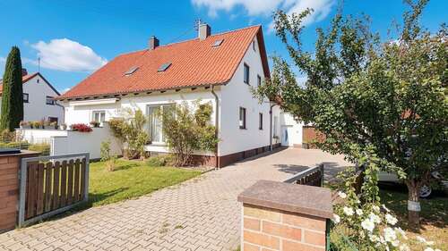 Foto - Haus zum Kaufen in Bobingen 499.200,00 € 165 m²