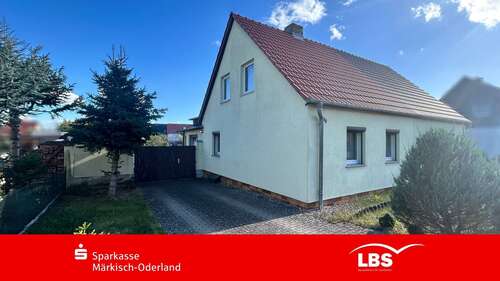 Foto - Haus zum Kaufen in Bad Freienwalde 99.000,00 € 75 m²