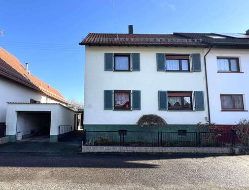Foto - Haus zum Kaufen in Karlsbad 449.000,00 € 139 m²