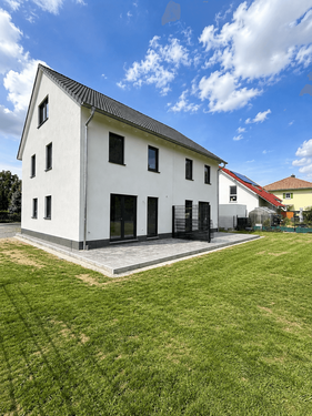 Foto - Haus zum Kaufen in Naunhof 493.000,00 € 123 m²