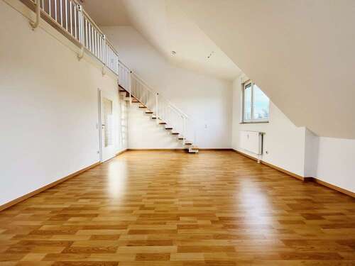 Foto - Wohnung zum Mieten in Burghausen Böhlitz-Ehrenberg 525,00 € 51.86 m²
