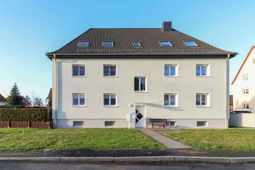 Foto - Haus zum Kaufen in Neukieritzsch 475.000,00 € 323.05 m²