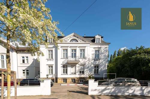 Foto - Haus zum Kaufen in Herford 1.090.000,00 € 740 m²