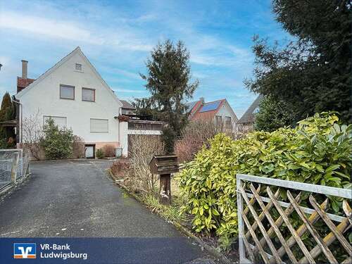 Foto - Haus zum Kaufen in Ludwigsburg 650.000,00 € 106.6 m²